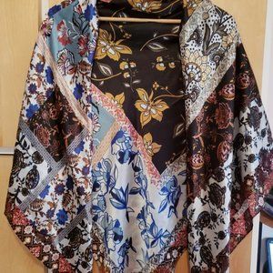Vince Camuto scarf